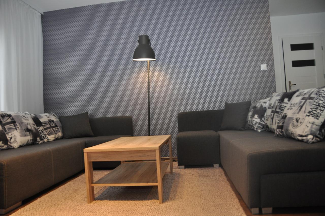 Apartamenty Przy Starowce เจโลนากูรา ภายนอก รูปภาพ
